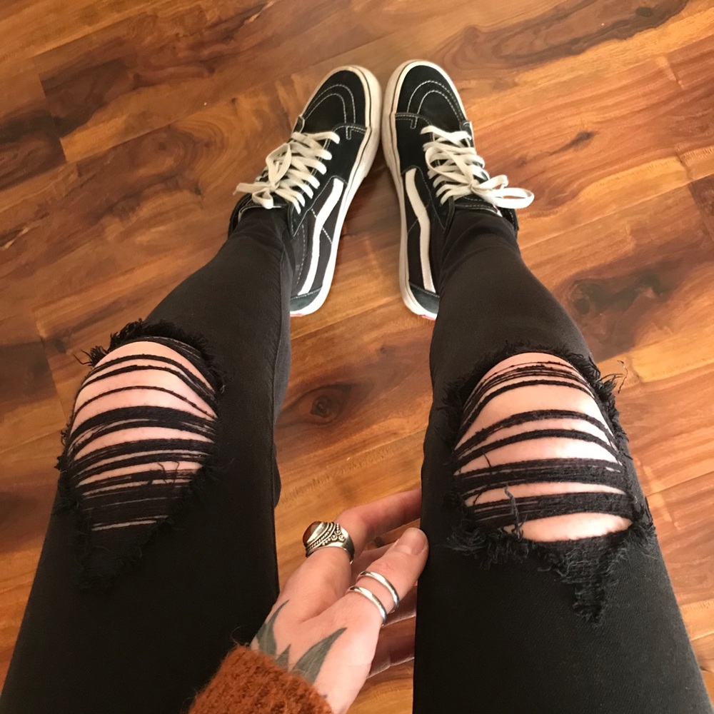 American Eagle Super Stretch Ripped Jeans